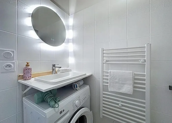 Vue Cathedrale Lumineux & Equipe En Plein Centre Clermont-Ferrand